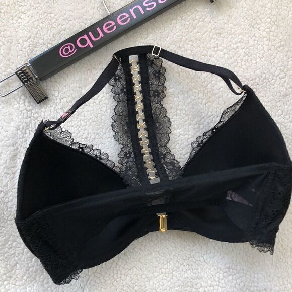 Victoria’s Secret Push-Up Strappy Plunge Bra in Black Lace - Picture 11 of 14